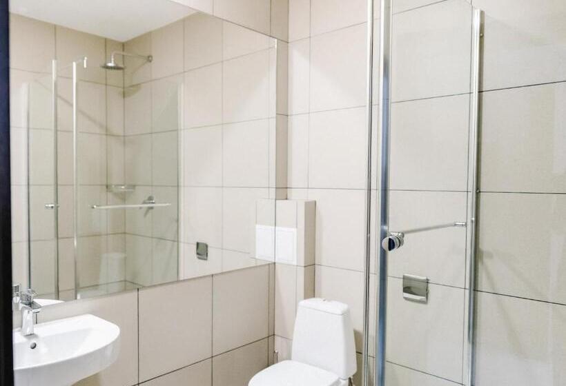 هتل готельно рестораний комплекс Silver