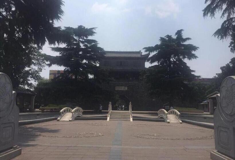 ホテル 7days Premium Huaian Zhou Enlai Memorial Hall Yuanhuai East Road Branch