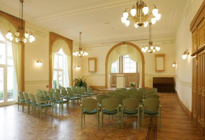 ホテル Bildungs  Und Begegnungsstätte Brüderhaus