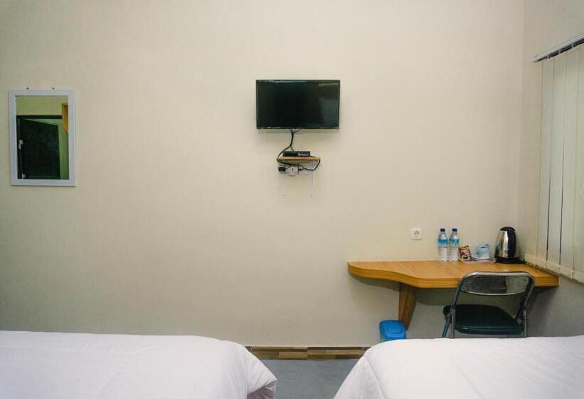 ホテル Grand Khalifah Guesthouse