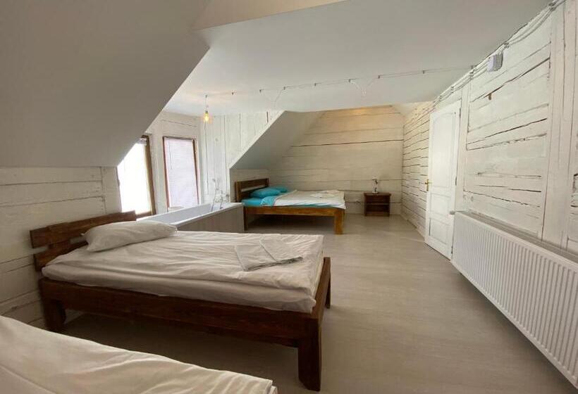 Отель Greenwood