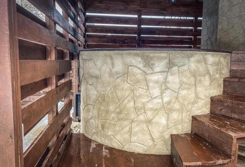 Отель Greenwood