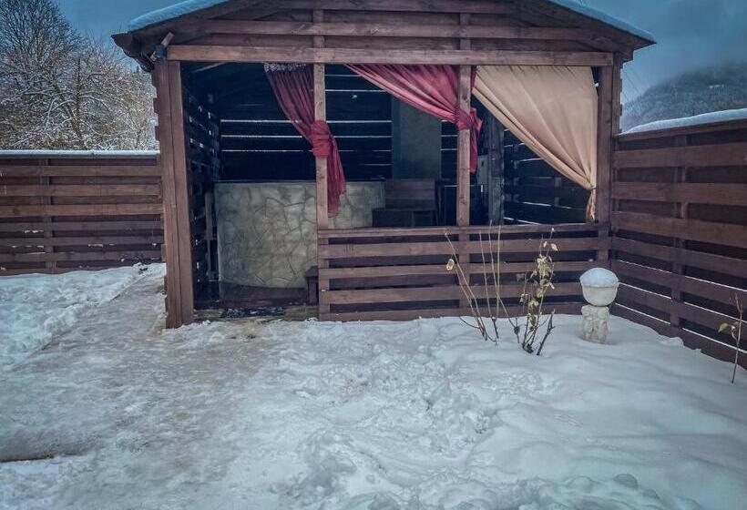 Отель Greenwood