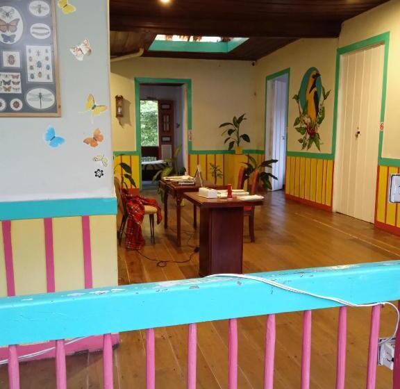 فندق Hostal Casa Victoria Pijao