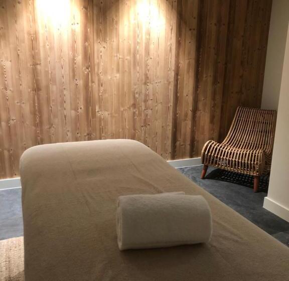 בית מלון כפרי Hôtel Le Mouton Bleu