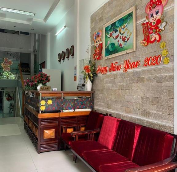 هتل Khách Sạn đình đình