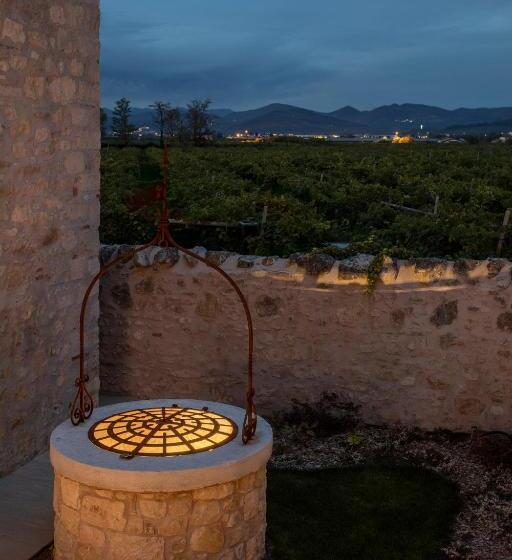 בית מלון כפרי Magari Estates Boutique