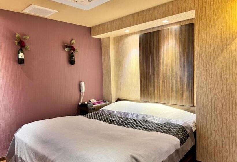 فندق Opus  Adult Only