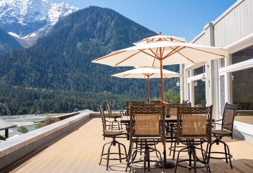 Отель Songtsam Linka Bomi