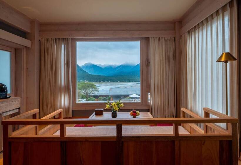 Отель Songtsam Linka Bomi