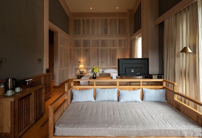 Отель Songtsam Linka Bomi