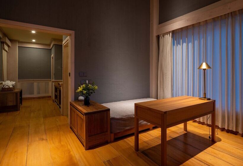 Отель Songtsam Linka Bomi