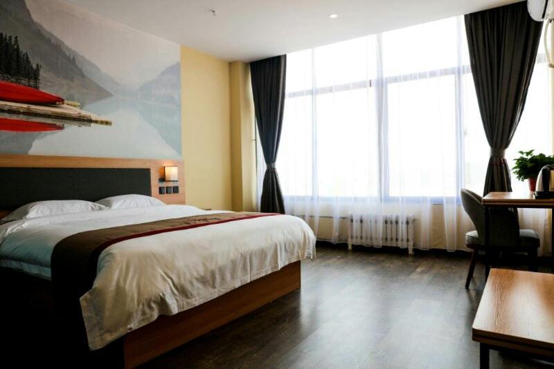 Thank Inn Plus Hotel Shandong Taian Ningyang County Qixian Road Eight Cents Bridge