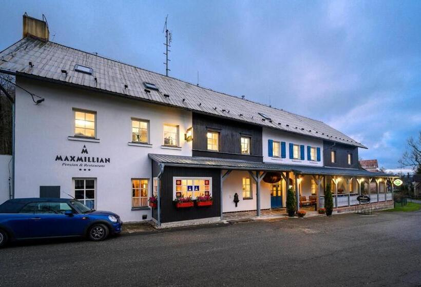 Maxmillian Pension & Restaurant