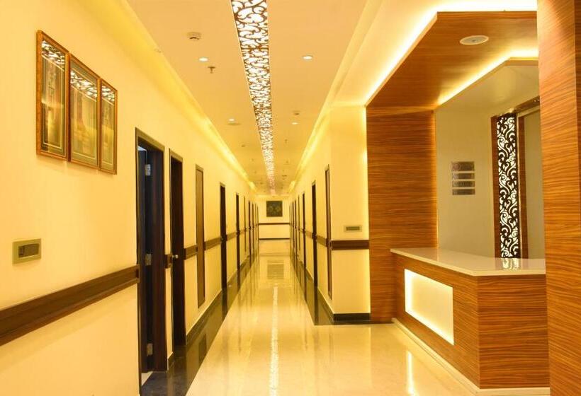 Mayur Hotel & Resort