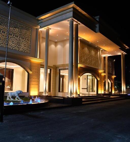 Mayur Hotel & Resort