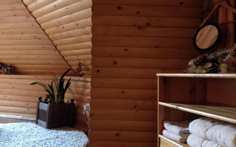 پانسیون садиба градний узвіз