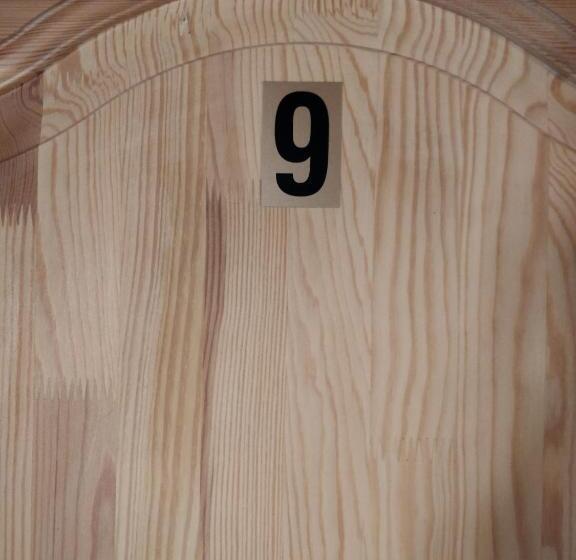 پانسیون садиба градний узвіз