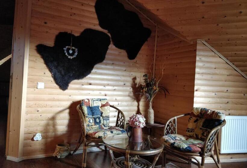 پانسیون садиба градний узвіз