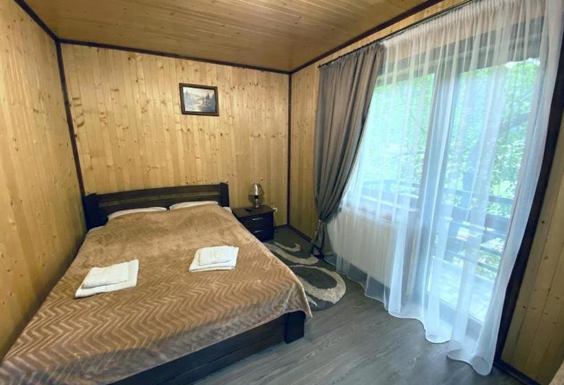 Majatalo під магурою