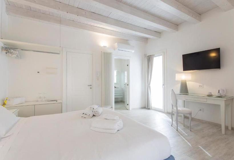 Пансион Affittacamere Ortygia Inn Rooms Con Terrazza Sul Mare E Jacuzzi