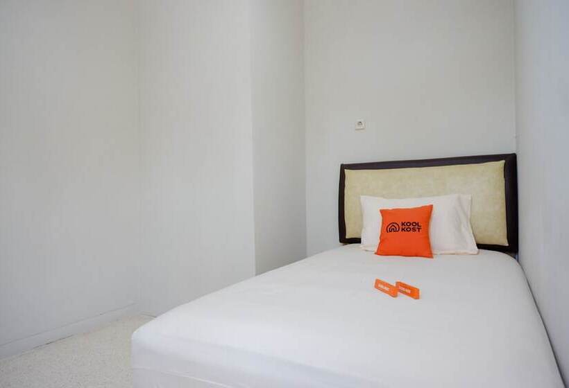 Пансион Koolkost Female Syariah Near Uii Taman Siswa