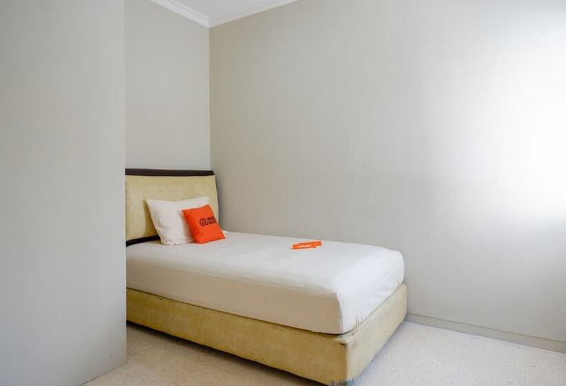 Пансион Koolkost Female Syariah Near Uii Taman Siswa