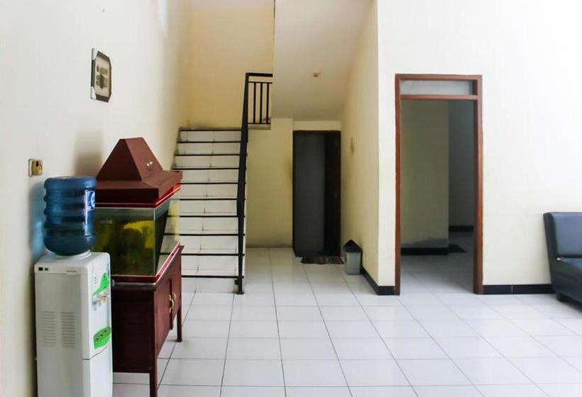 膳宿费 Koolkost Syariah Near Universitas Ahmad Dahlan Kampus 1