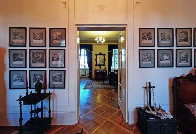 פנסיון Penzion Hradu Svojanov