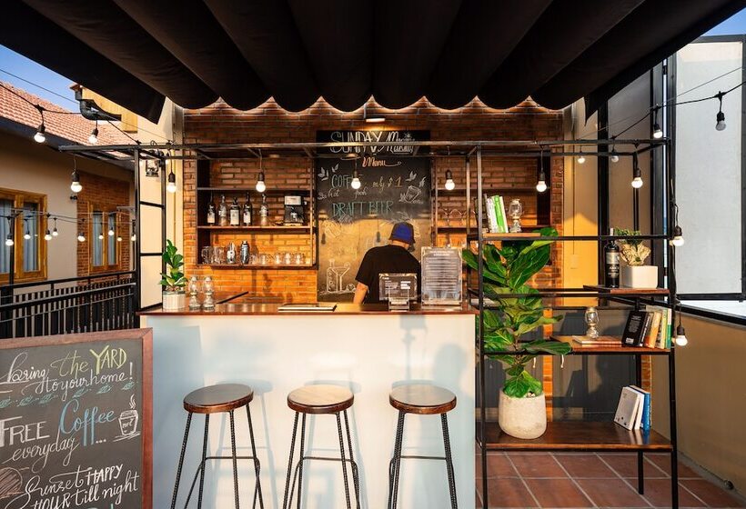 پانسیون The Yard Phu Quoc