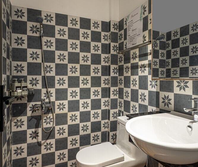 پانسیون The Yard Phu Quoc