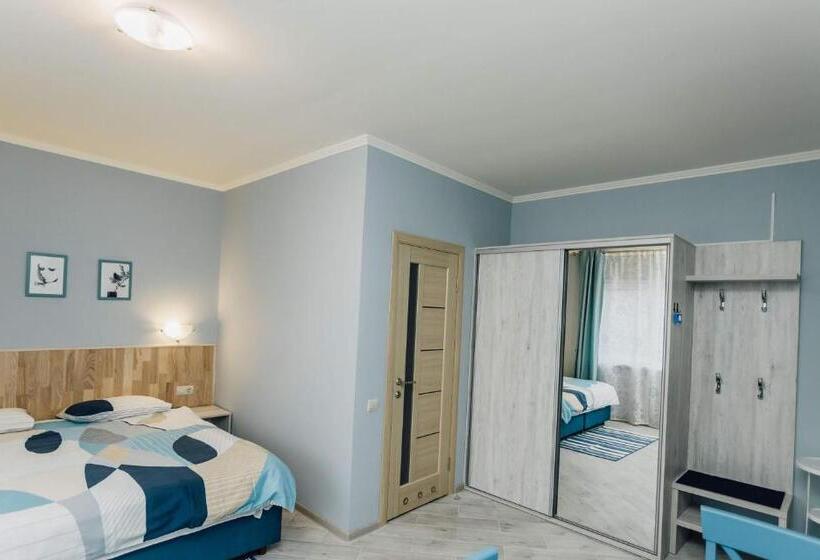 ペンション Villa Grey House