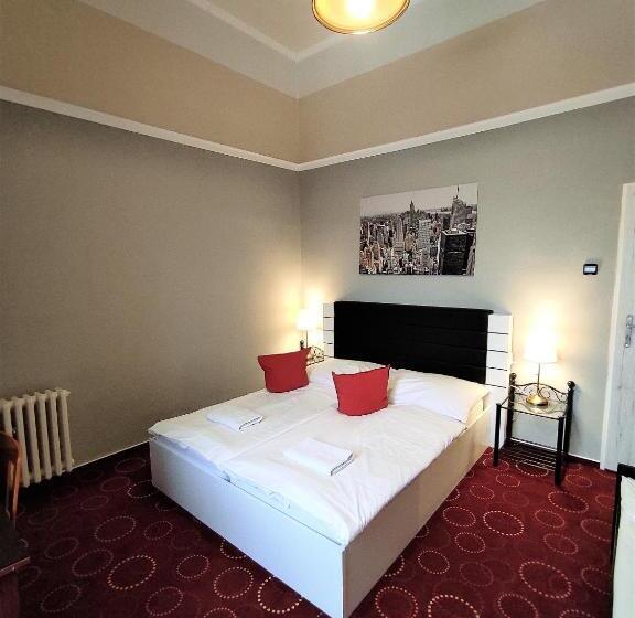 Sherwood Hotel Vojkovice Nad Ohří