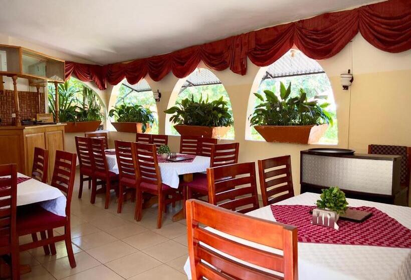 Sunset Hotel Entebbe