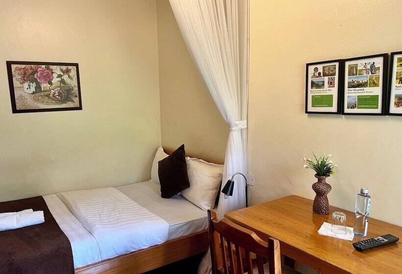 Sunset Hotel Entebbe