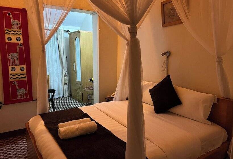 Sunset Hotel Entebbe