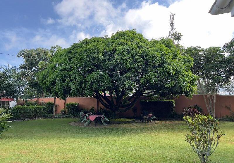 Sunset Hotel Entebbe