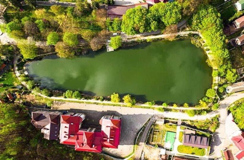 Village Apartments Polyana