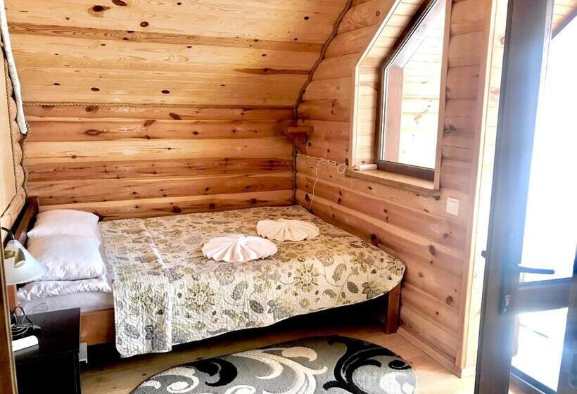 Vandrarhem боброва хата