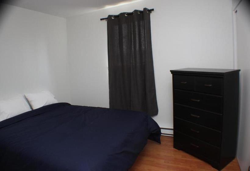 ユースホステル Auberge Du Sportif St Tite Des Caps