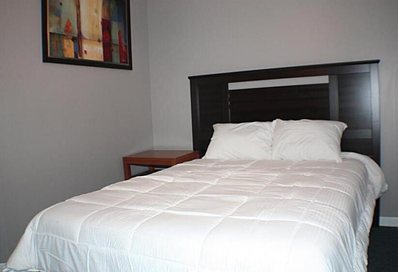 ユースホステル Auberge Du Sportif St Tite Des Caps