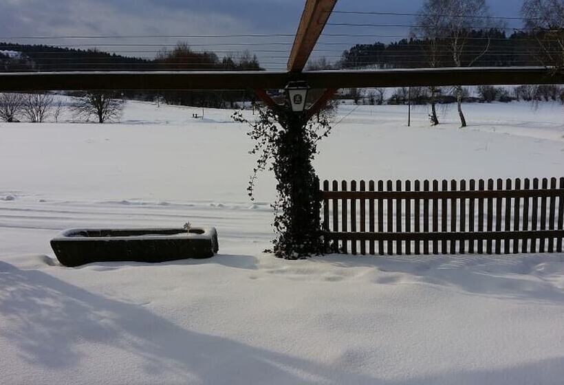 הוסטל Chambtaler Hof