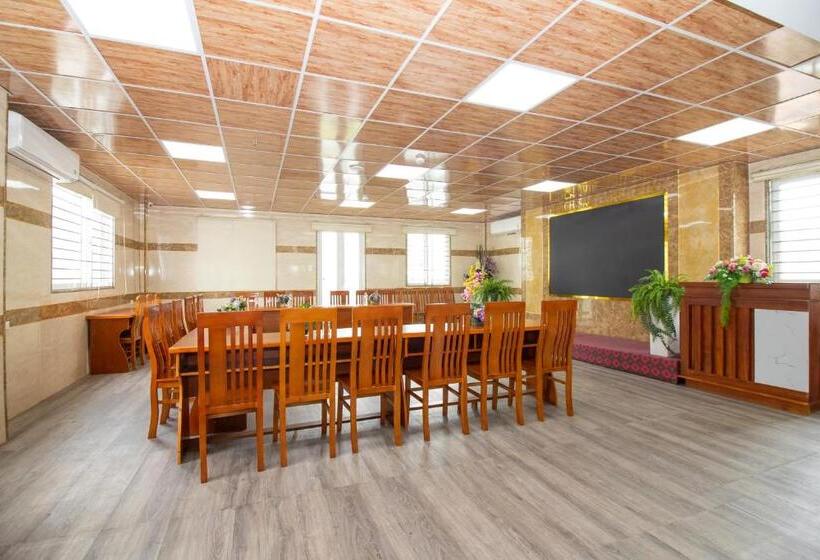 Anh Thảo Hotel Quy Nhơn