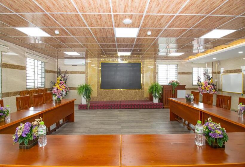 Anh Thảo Hotel Quy Nhơn