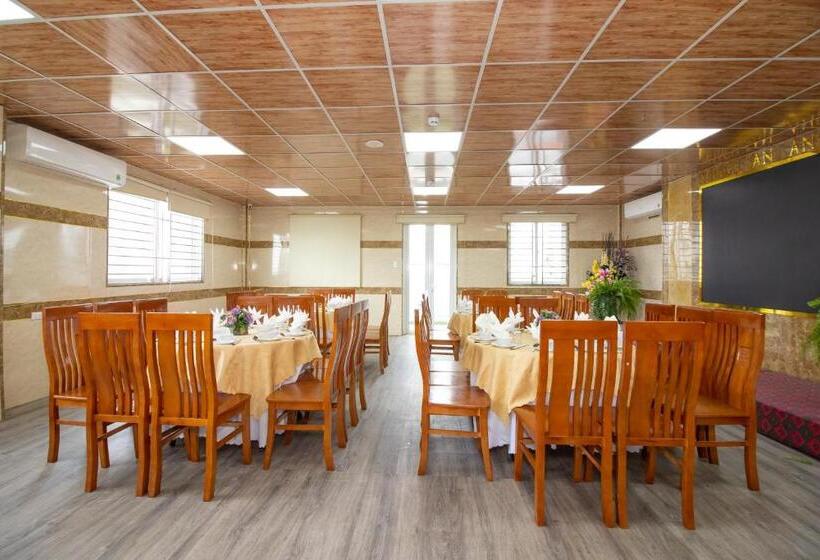 Anh Thảo Hotel Quy Nhơn