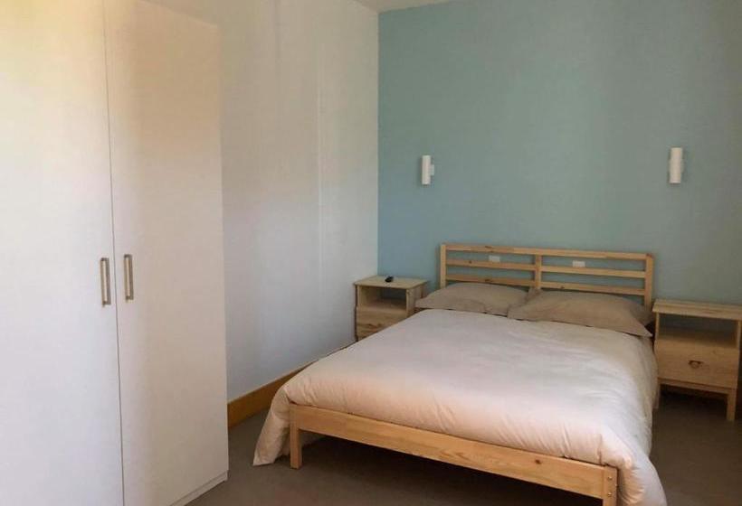 ベッドアンドブレックファースト Gite De La Gare