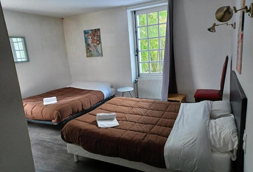 ベッドアンドブレックファースト L Auberge De La Forêt
