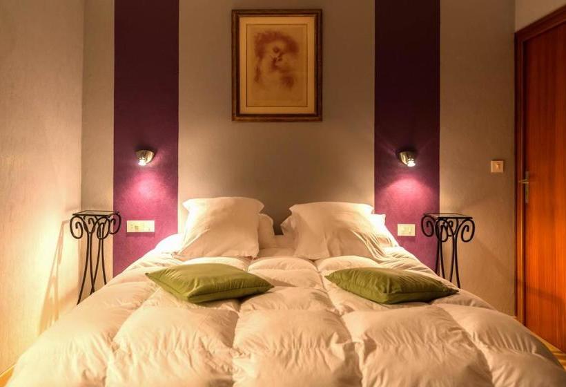 Bed and Breakfast La Maison De L Orbière