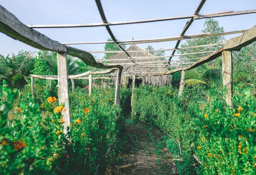 Casa Eco Mekong Resort