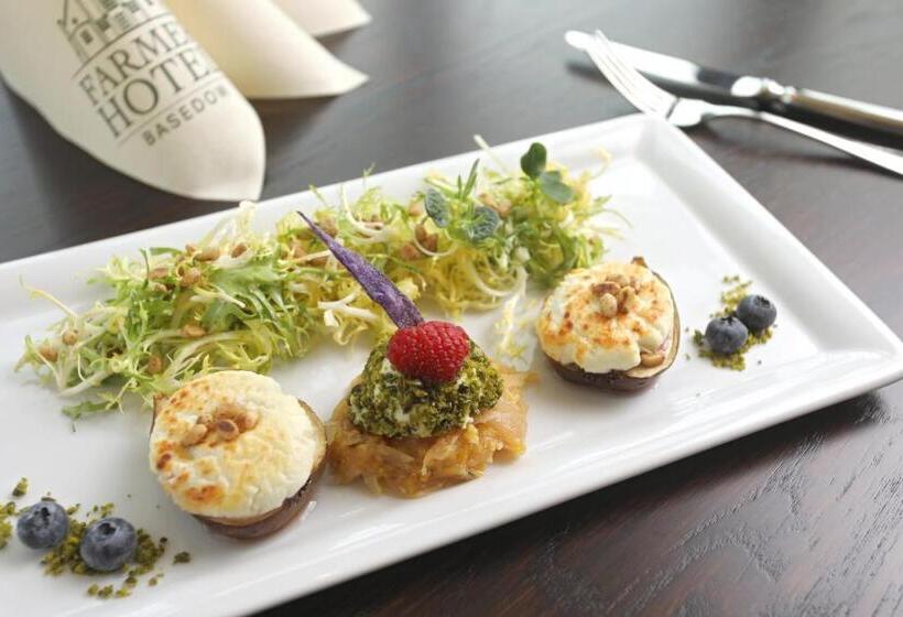 Farmer Hotel Basedow